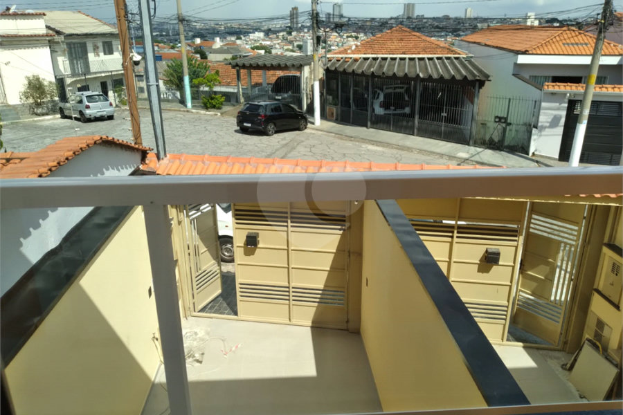 Sobrado à venda com 3 suítes em Vila Nivi, São Paulo, SP