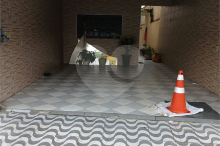 Casa à venda com 2 quartos, sendo 1 suíte, em Vila Amorim, Suzano, SP