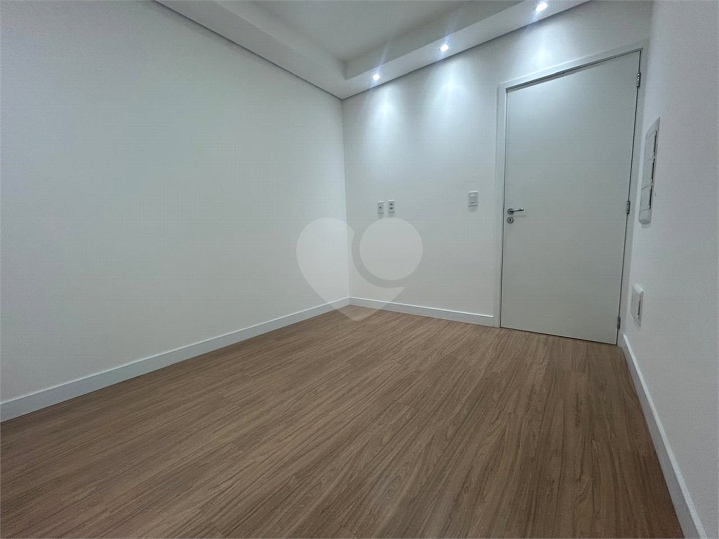 Apartamento à venda com 2 quartos, sendo 1 suíte, em Jardim Piratininga, Sorocaba, SP