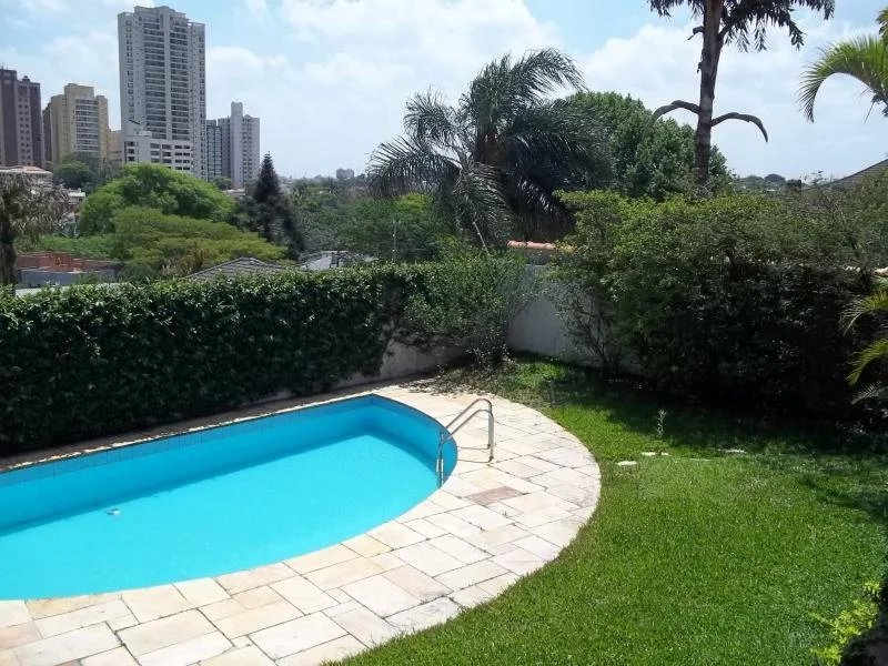 Casa à venda com 4 suítes em Jardim Guedala, São Paulo, SP