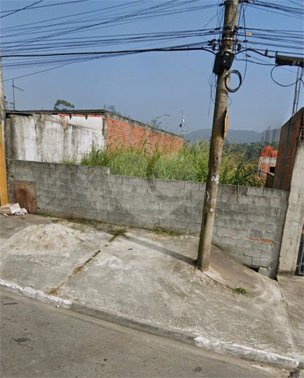 Terreno à venda em Jardim Ikeda, Suzano, SP