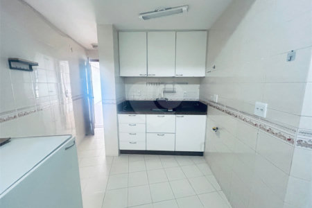 Apartamento à venda com 3 quartos, sendo 1 suíte, em Lagoa, Rio de Janeiro, RJ