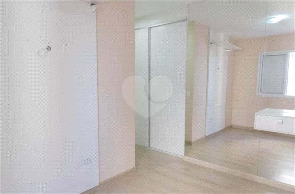 Apartamento à venda com 2 quartos, sendo 1 suíte, em Vila Augusta, Guarulhos, SP