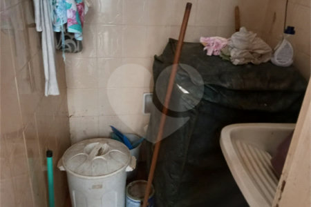 Sobrado à venda com 2 quartos em Vila Ipojuca, São Paulo, SP
