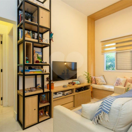 Apartamento à venda com 2 quartos, sendo 1 suíte,  em Cambuci, São Paulo, SP
