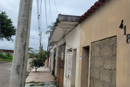 Casa à venda com 2 quartos em Suarão, Itanhaém, SP