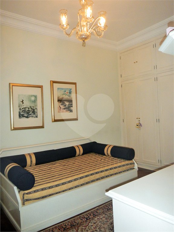 Apartamento à venda com 4 quartos, sendo 3 suítes, em Vila Mariana, São Paulo, SP