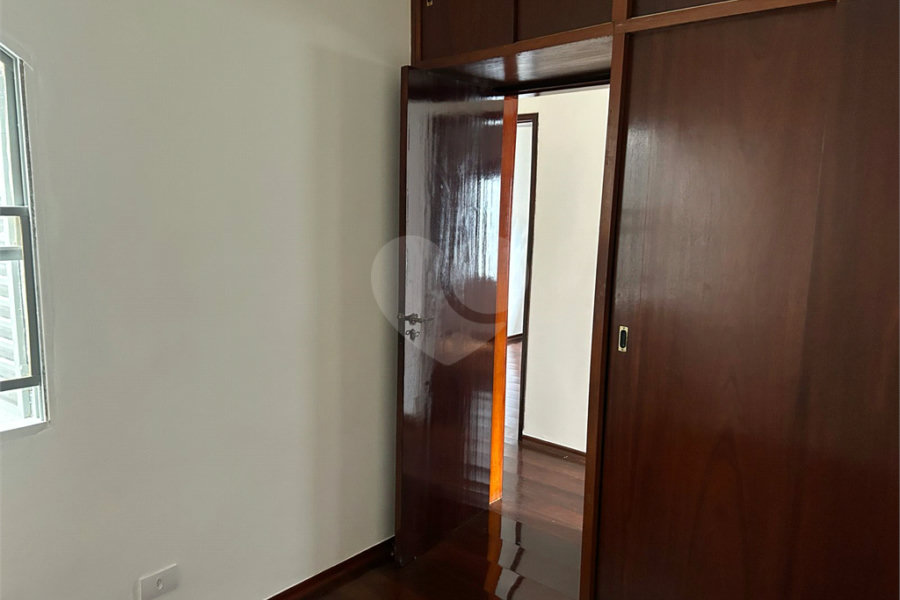 Sobrado à venda com 4 quartos, sendo 2 suítes, em Água Fria, São Paulo, SP