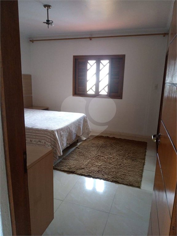 Casa à venda com 3 quartos em Sítio São José, Suzano, SP