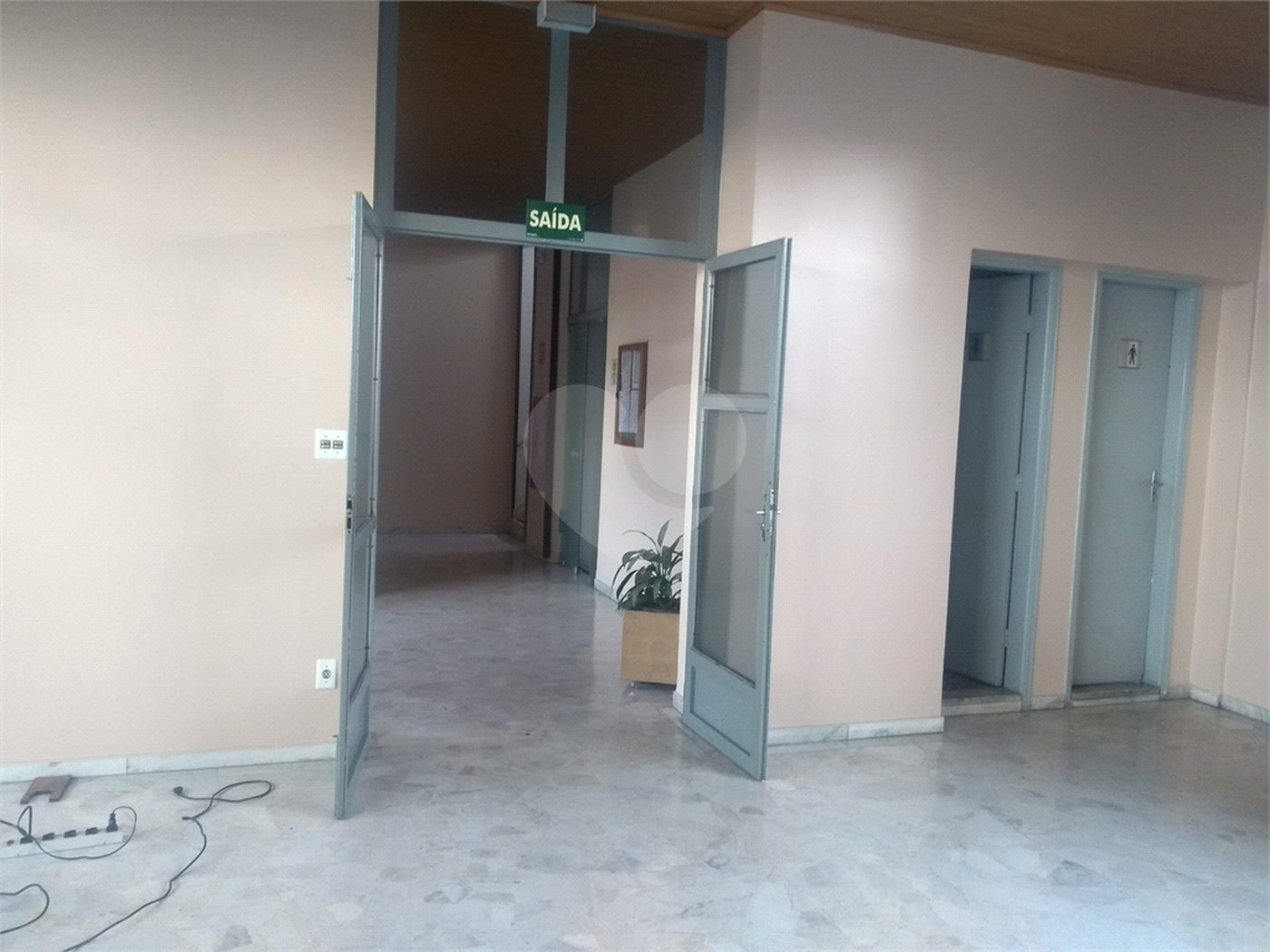 Apartamento à venda com 3 quartos, sendo 1 suíte,  no Centro, Mogi das Cruzes, SP