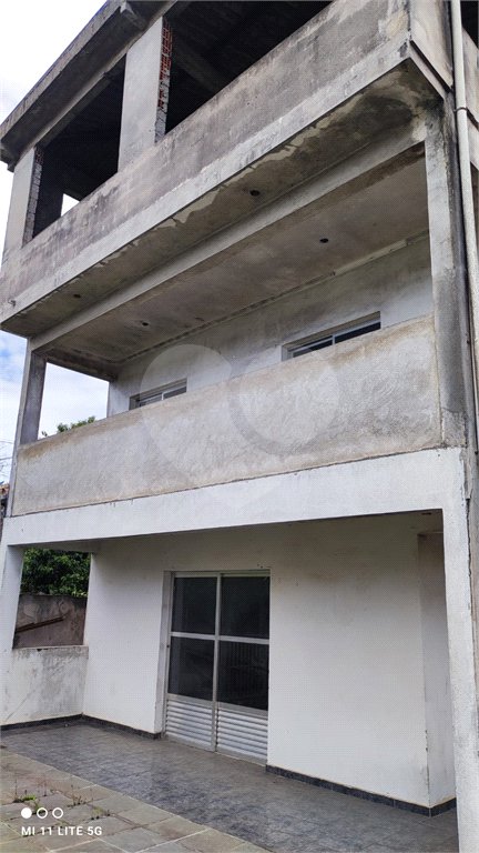 Sobrado à venda com 5 quartos, sendo 3 suítes, em Vila Campestre, São Paulo, SP