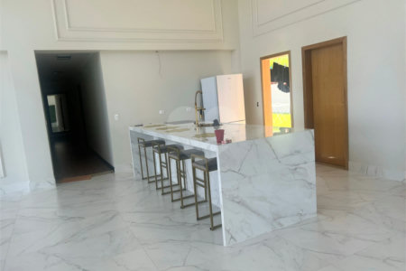 Casa à venda com 3 quartos, sendo 2 suítes,  no condomínio Residencial Alto da Floresta, Bom Jesus dos Perdões - SP