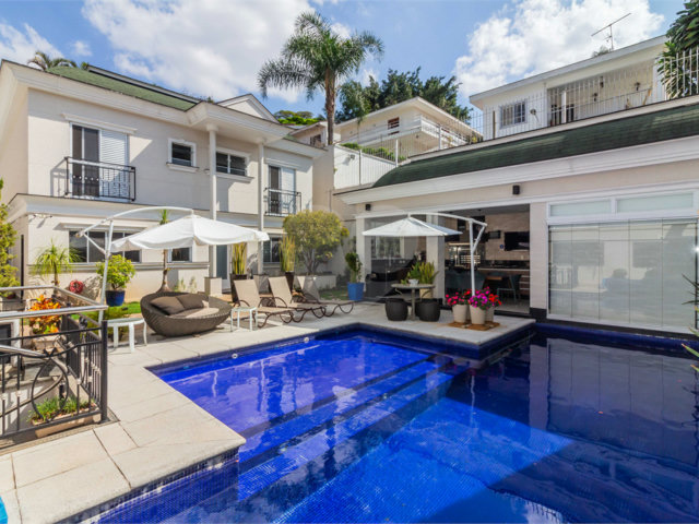 Casa à venda com 4 suítes no condomínio Residencial Quinta das Andorinhas, São Paulo - SP