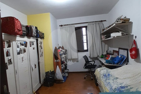 Casa à venda com 3 quartos, sendo 1 suíte, em Alto da Lapa, São Paulo, SP