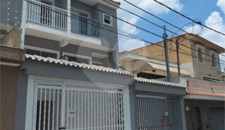 Sobrado à venda com 3 quartos, sendo 1 suíte,  em Parada Inglesa, São Paulo, SP