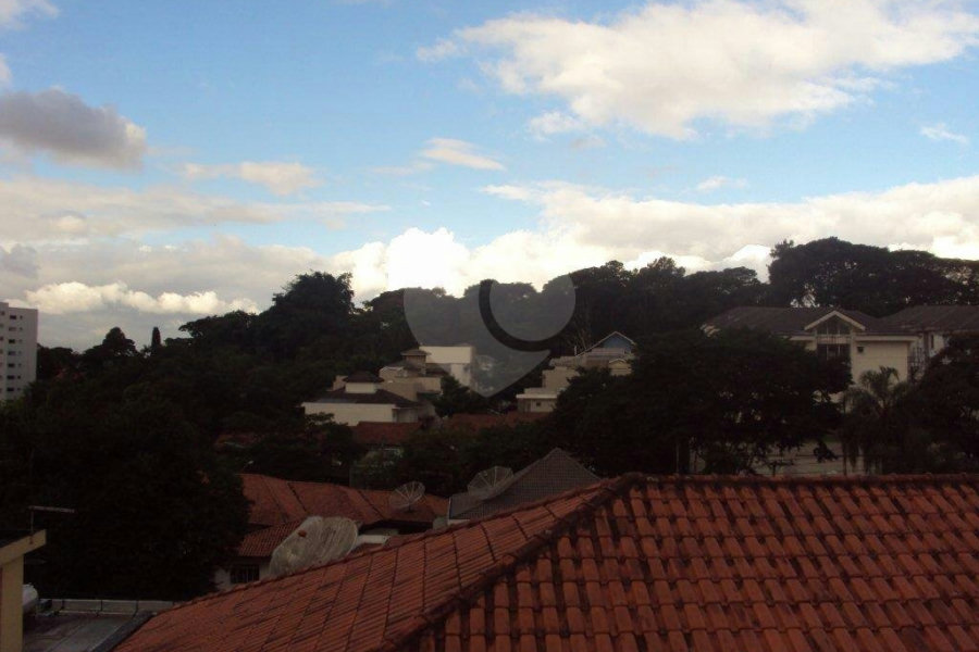 Sobrado à venda com 4 suítes em Jardim Floresta, São Paulo, SP