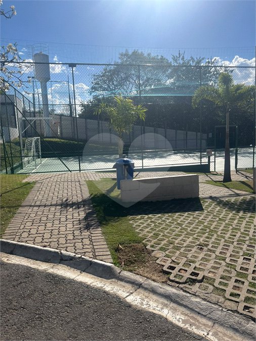 Casa à venda ou para alugar com 2 quartos, sendo 4 suítes, no condomínio Residencial Jardim Bréscia, Indaiatuba - SP