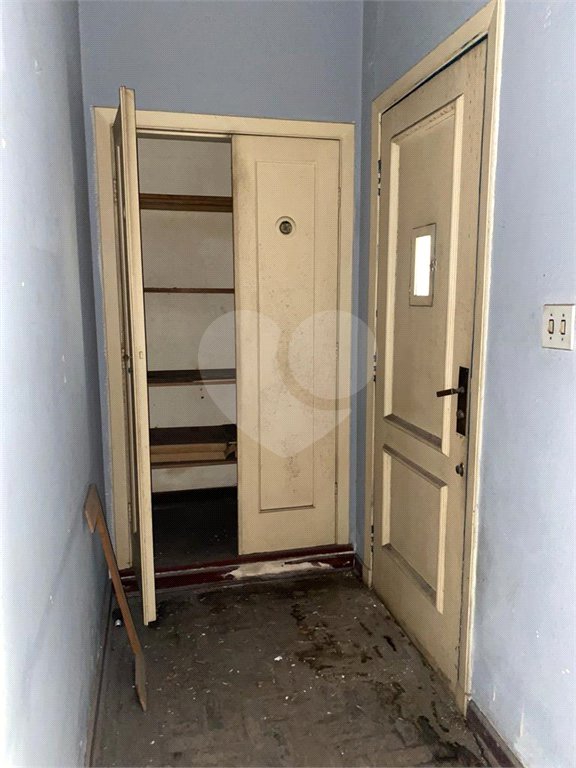 Casa à venda com 3 quartos, sendo 1 suíte, em Indianópolis, São Paulo, SP
