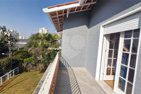 Casa à venda com 2 quartos no condomínio Chácara das Rosas, São Paulo - SP
