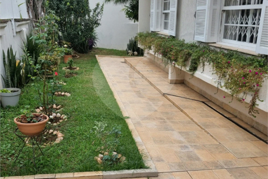 Casa Térrea à venda com 5 quartos, sendo 3 suítes, em Tremembé, São Paulo, SP