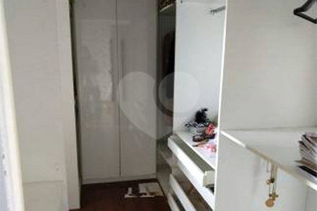 Apartamento à venda com 4 suítes em Vila Andrade, São Paulo, SP
