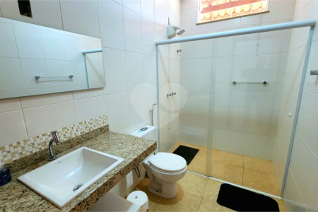 Chácara à venda com 3 quartos, sendo 1 suíte, em Chácara Flora Araraquara, Araraquara, SP