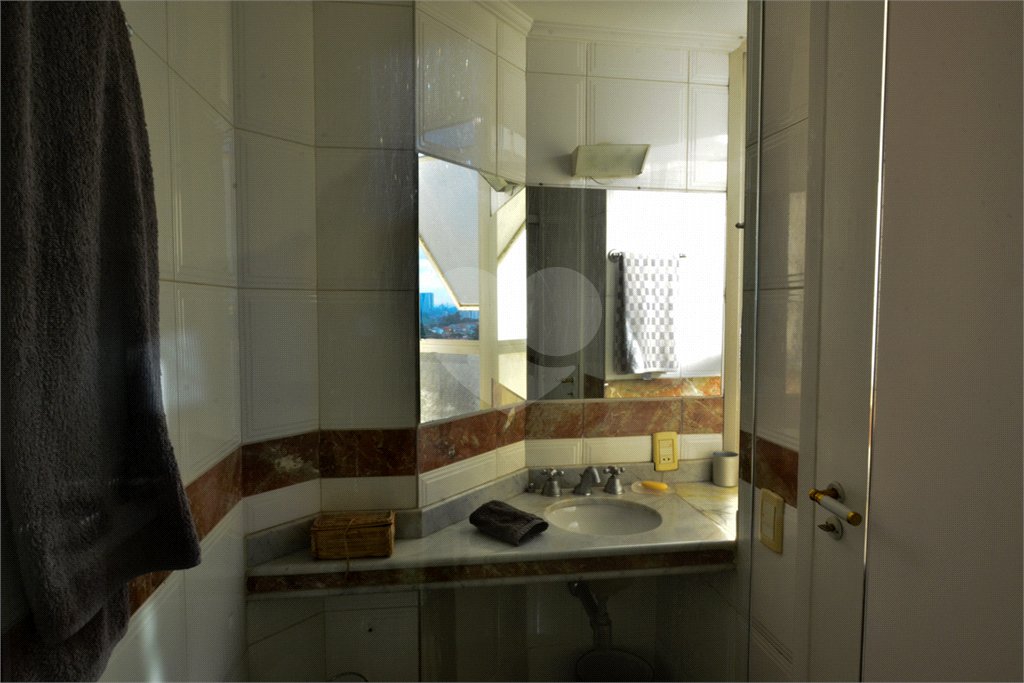 Cobertura à venda com 4 suítes em Vila Suzana, São Paulo, SP
