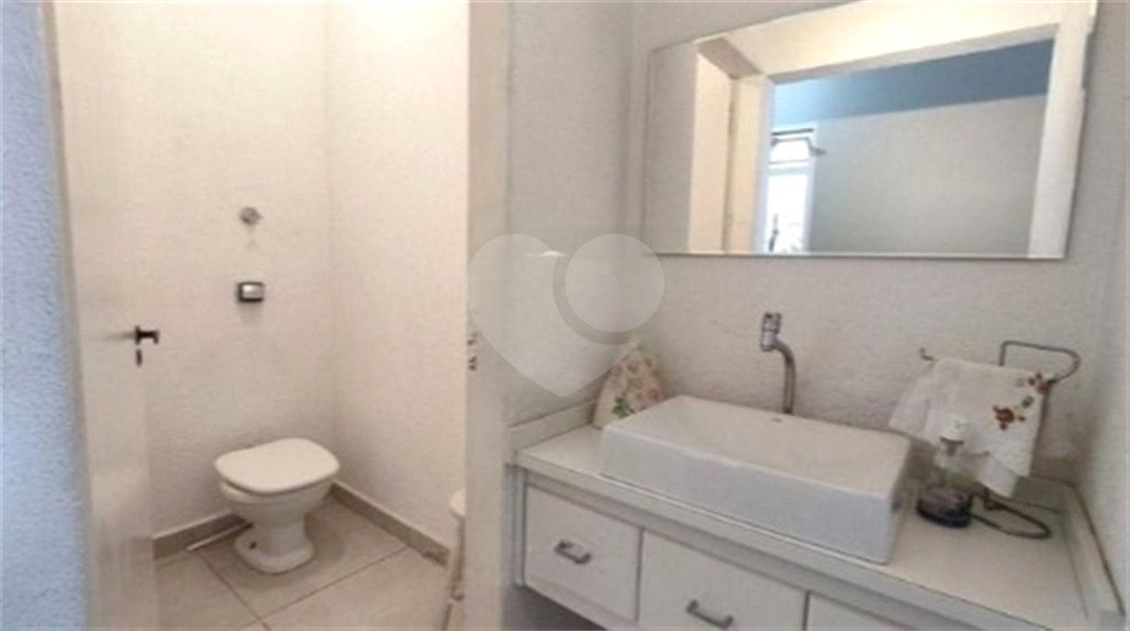 Casa à venda ou para alugar com 4 quartos, sendo 1 suíte, em Jardim Messina, Jundiaí, SP