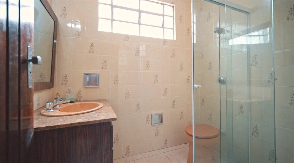 Terreno à venda com 6 quartos no condomínio Quinta dos Lagos, Cotia - SP