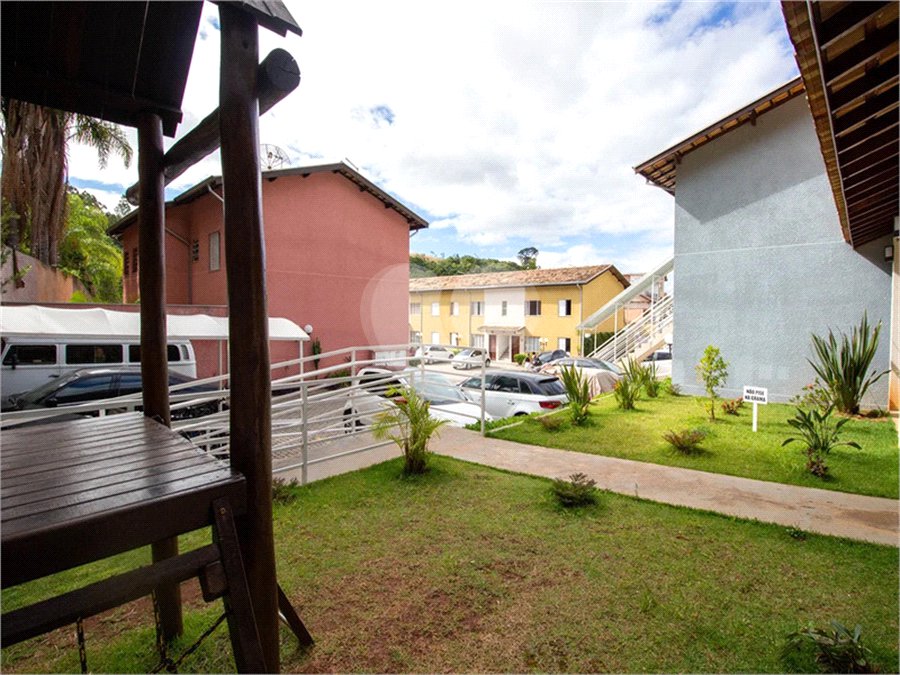 Apartamento à venda com 2 quartos em Vila Nossa Senhora Aparecida, São Roque, SP