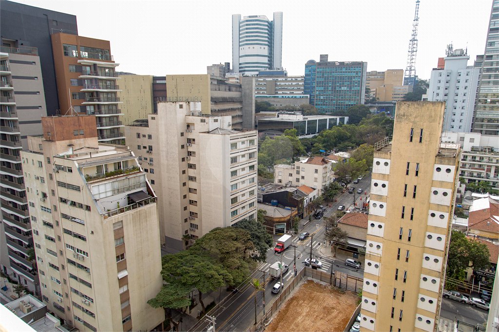 Apartamento à venda ou para alugar com 3 quartos, sendo 1 suíte, em Cerqueira César, São Paulo, SP