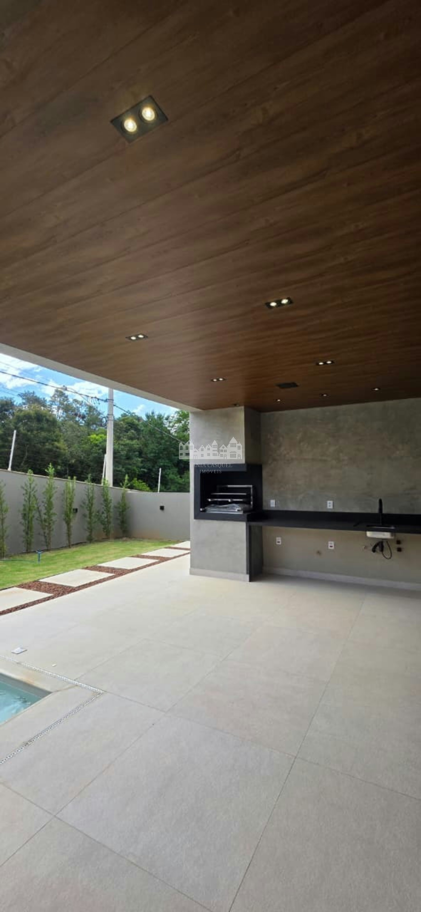 Casa à venda com 4 quartos, sendo 3 suítes, em Nova Gardênia, Atibaia, SP