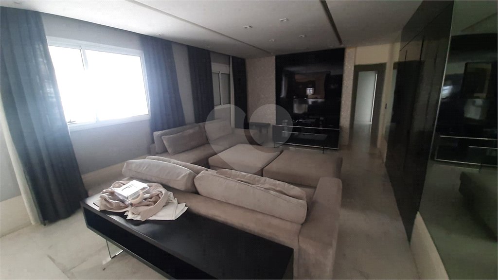 Apartamento à venda com 3 suítes em Santana, São Paulo, SP