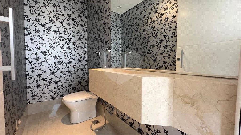Casa à venda com 6 quartos, sendo 3 suítes, no condomínio Jardim Vila Paradiso, Indaiatuba - SP