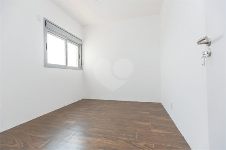 Apartamento à venda com 3 suítes em Jardim Marajoara, São Paulo, SP