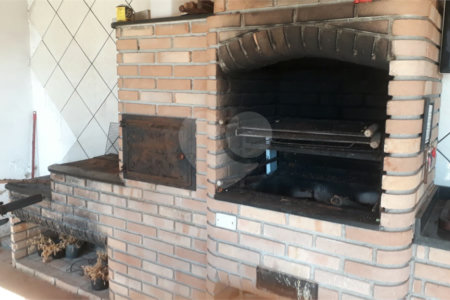 Sobrado à venda com 5 quartos, sendo 3 suítes, em Jardim dos Pinheiros, Atibaia, SP