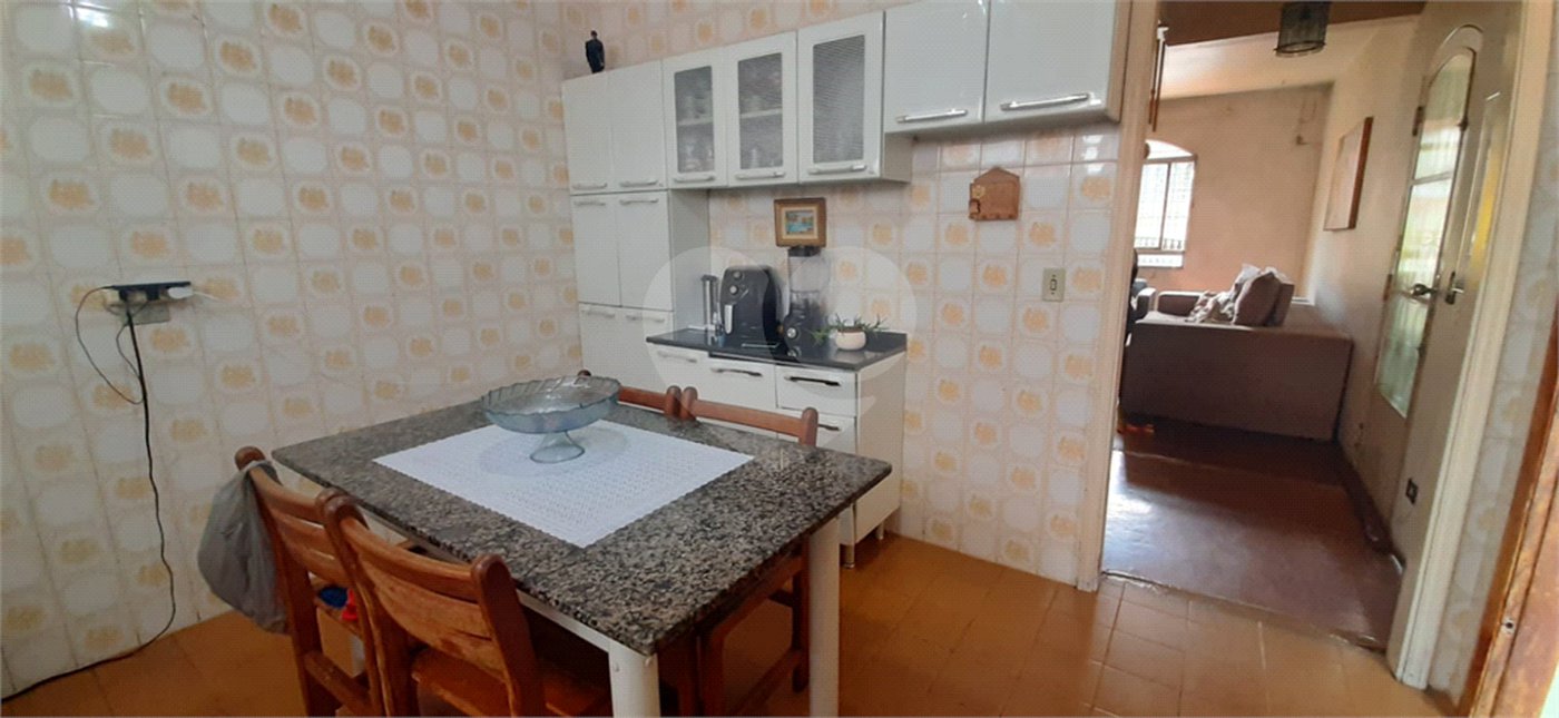 Sobrado à venda com 2 quartos em Tremembé, São Paulo, SP