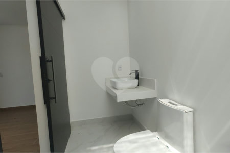 Casa à venda com 3 suítes no condomínio Terras de São Francisco, Sorocaba - SP