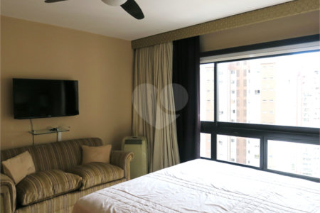 Apartamento à venda com 3 suítes em Vila Suzana, São Paulo, SP