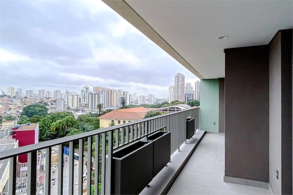Apartamento à venda com 2 quartos, sendo 1 suíte,  em Jardim Anália Franco, São Paulo, SP