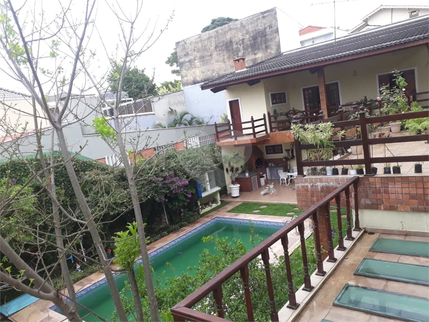 Sobrado à venda com 6 quartos, sendo 5 suítes, em Tremembé, São Paulo, SP