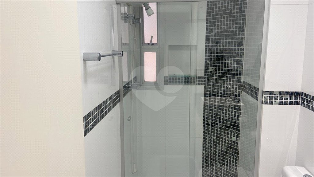 Apartamento à venda com 3 quartos, sendo 1 suíte, em Jardim Marajoara, São Paulo, SP