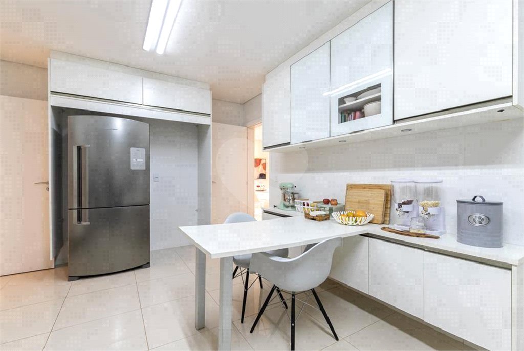 Casa à venda com 4 suítes no condomínio Residencial Villa Fiume Rosso, São Paulo - SP