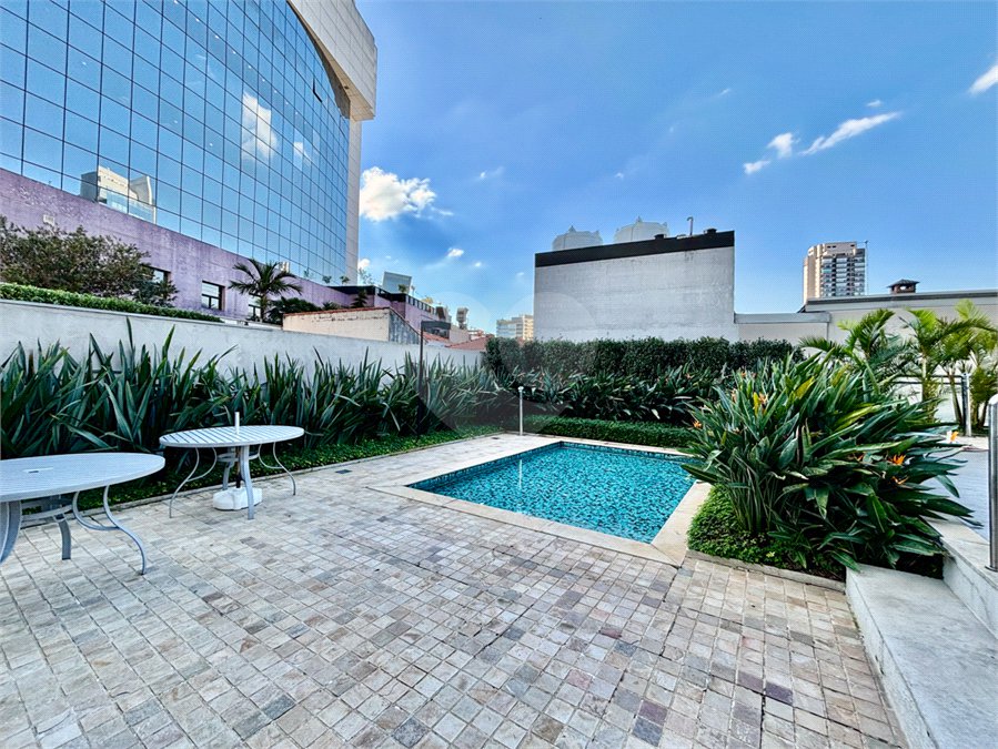 Apartamento para alugar com 2 quartos, sendo 1 suíte, em Pinheiros, São Paulo, SP