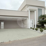 Casa à venda com 3 suítes no condomínio Belvedere II, Votorantim - SP