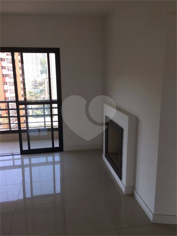 Apartamento à venda com 3 quartos, sendo 1 suíte, em Vila Andrade, São Paulo, SP