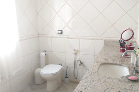 Casa à venda com 4 quartos, sendo 3 suítes, no condomínio São Joaquim, Vinhedo - SP