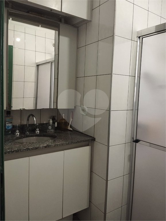 Sobrado à venda com 3 quartos em Vila Irmãos Arnoni, São Paulo, SP