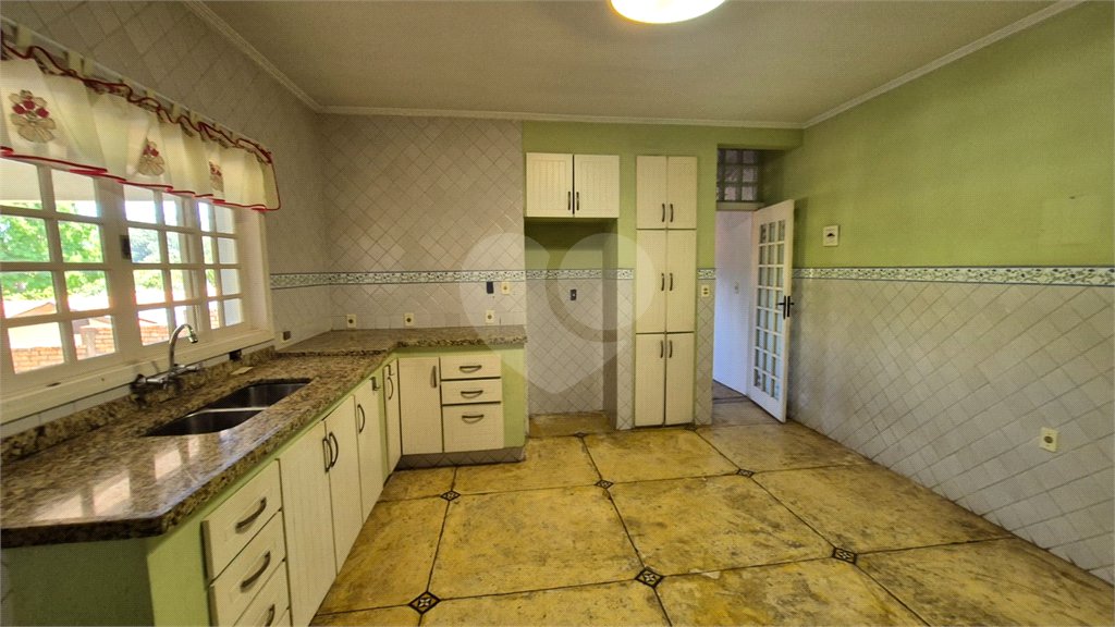 Casa à venda com 3 quartos, sendo 1 suíte,  no condomínio Vinhas da Vista Alegre - Lado Sede, Vinhedo - SP