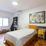 Sobrado à venda com 4 quartos, sendo 2 suítes, em Jardim das Bandeiras, São Paulo, SP